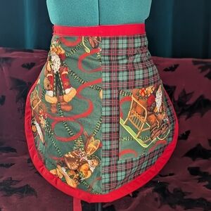 Retro Mini Half Apron - Santa's Plaid